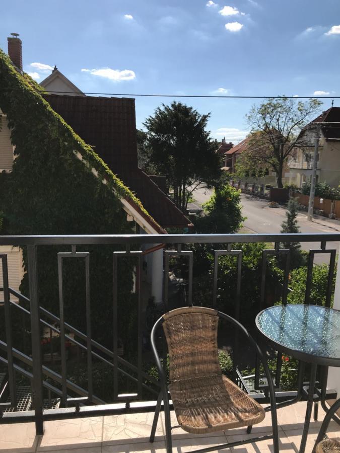 Joe Beach Apartman Keszthely Ngoại thất bức ảnh